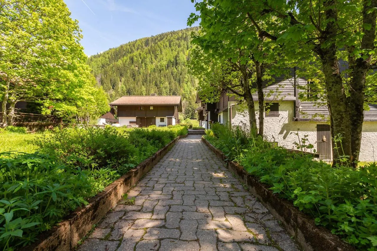 Apartment Appartement Les Cimes De Lognan 73 - Happy Rentals Chamonix