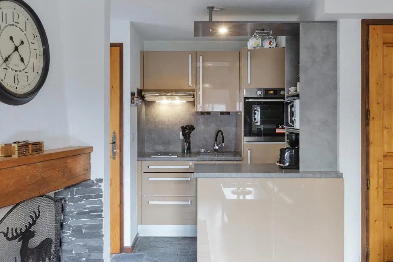Appartement Les Cimes De Lognan 73 - Happy Rentals Chamonix 0*,  France