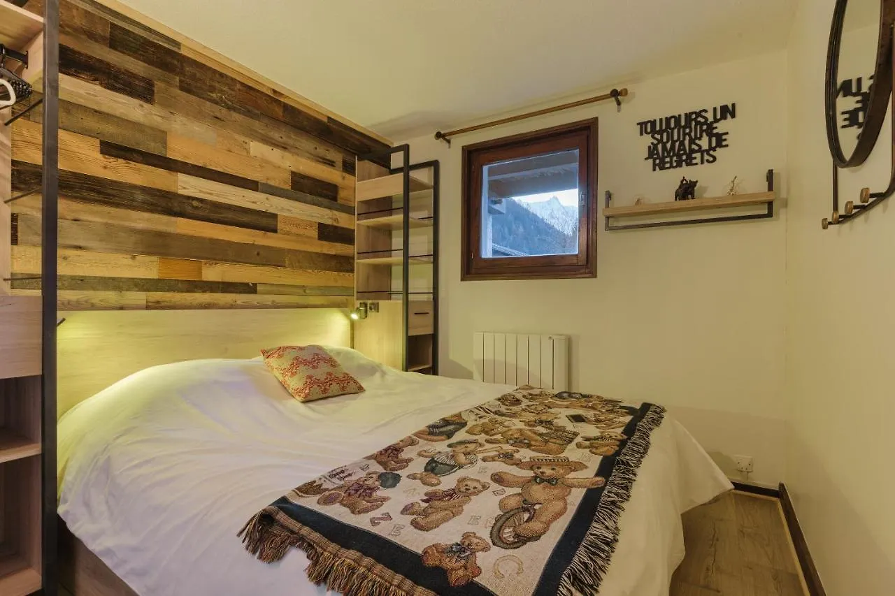 Appartement Les Cimes De Lognan 73 - Happy Rentals Chamonix Apartment